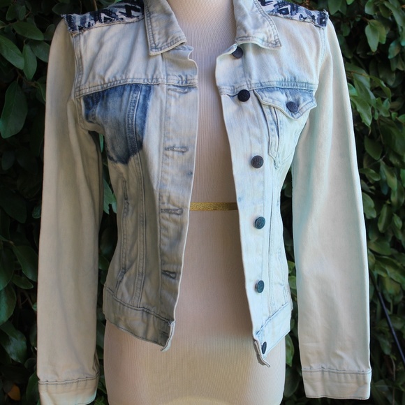 Rock & Republic Jackets & Blazers - Rock & Republic Hitchhiker Denim Jacket